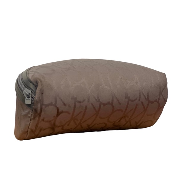 Calvin Klein Sunglasses - Picture 7 of 7